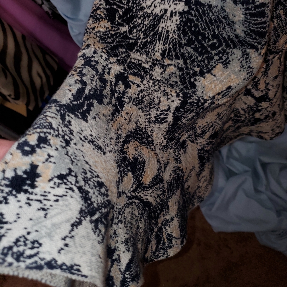 BCBGMAXAZRIA Leilani Peplum Jacquard mini dress Size XS - Picture 3 of 9